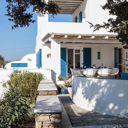 Bougain-villa Orkos Naxos Naxos City