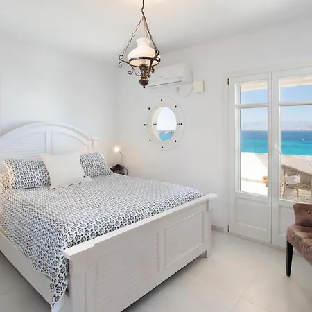 Bougain-villa Orkos Naxos *